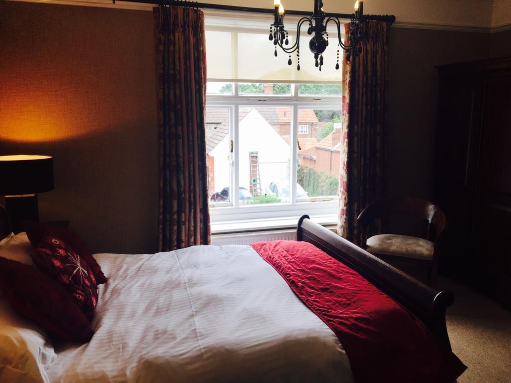 The White Horse Hotel Overstrand Bagian luar foto